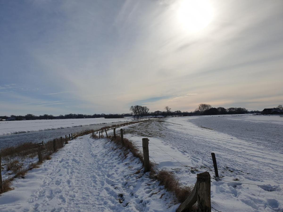 Anevelde Landelijk Gelegen Boerderij Aan De Pothofweg 아파트 외부 사진